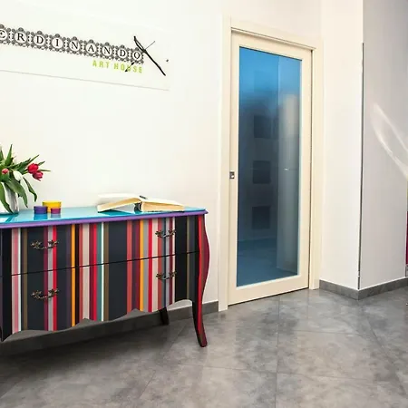 Appartamento Ferdinando Arthouse Oversized Modern - By Gocce Team *